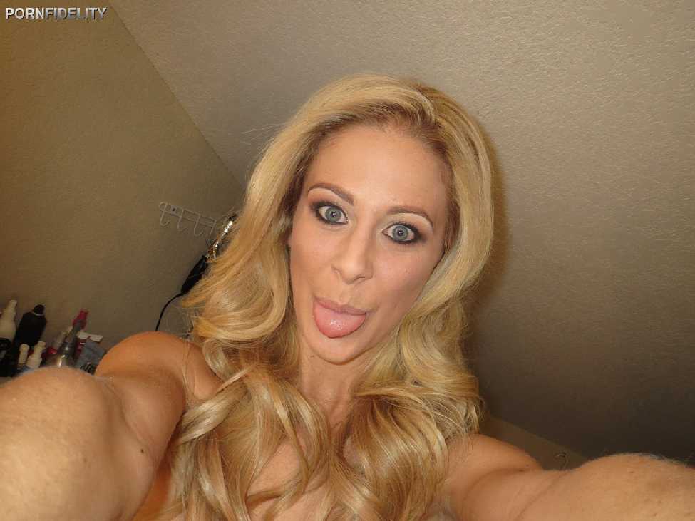 Cherie Deville  / 15.11.13 / 516)