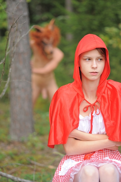 Beata Undine - Little Red Riding Hood Gets A Surprise